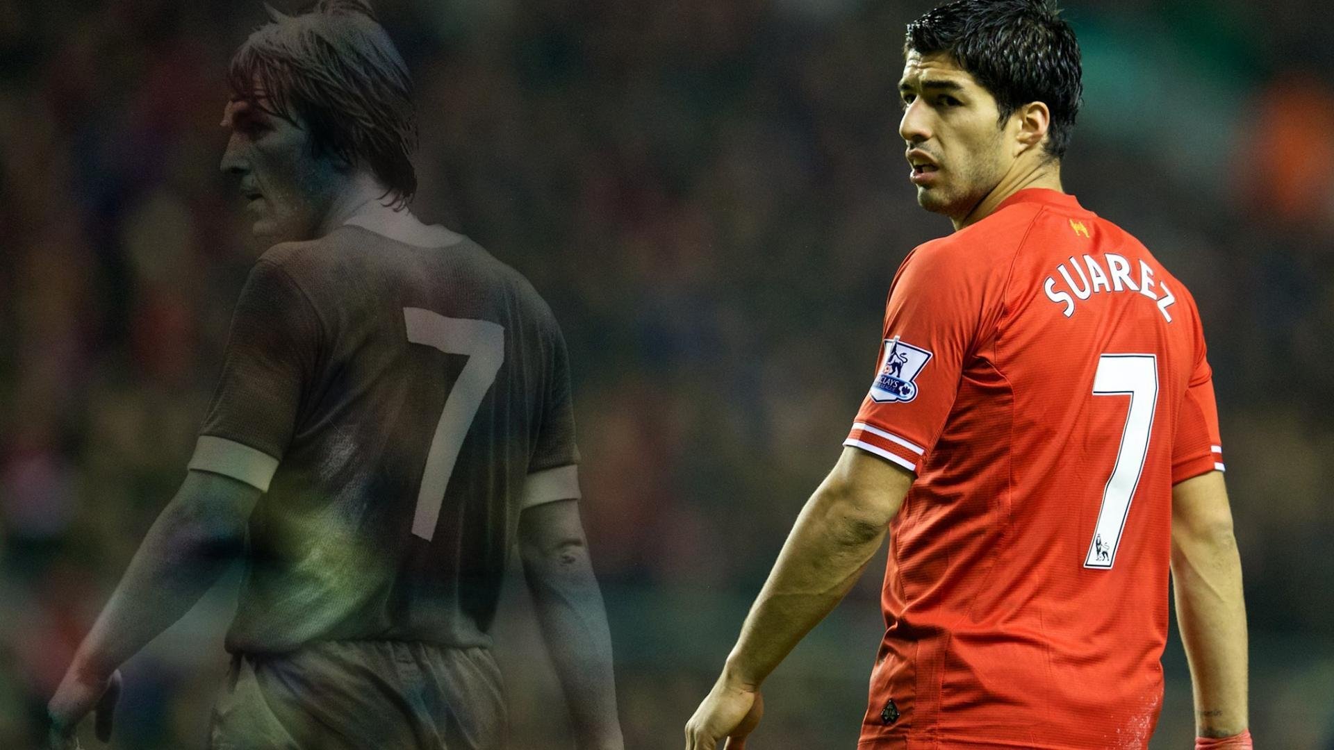 高位逼抢激活前场多点突破,高位进攻